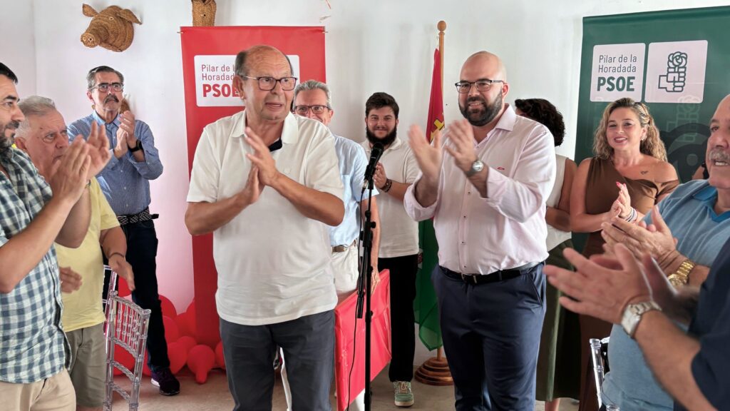 El PSOE homenajea a Ignacio Ramos como «el alcalde en mayúsculas» y reivindica sus 20 años de gestión en Pilar de la Horadada