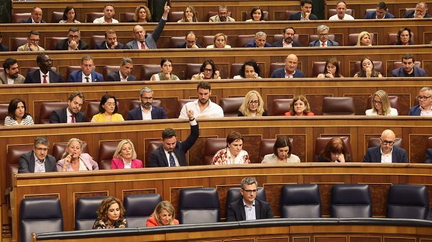 Desmontando bulos: el Gobierno aprueba 42 leyes y España avanza, a pesar de todo